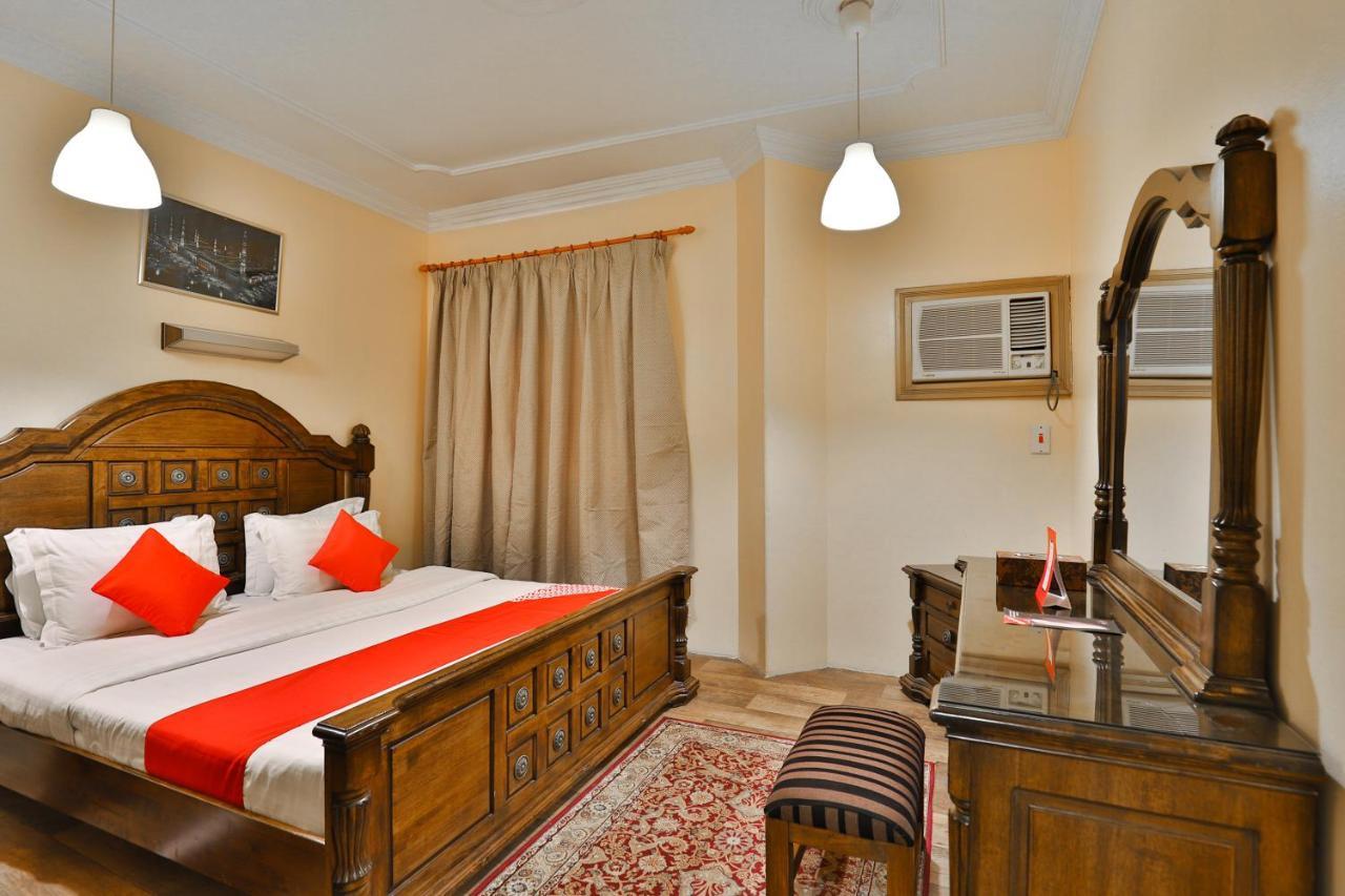 Oyo 350 Dar Almadinah Hotel Dzsidda Kültér fotó