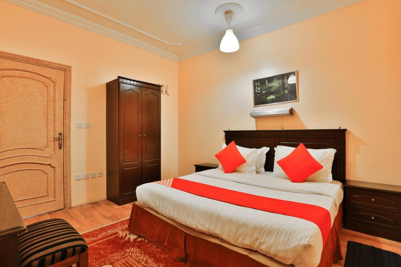 Oyo 350 Dar Almadinah Hotel Dzsidda Kültér fotó